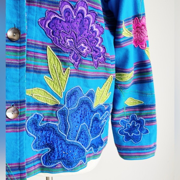 VINTAGE CHICO'S Blue Cotton Jacket With Silk Floral Appliqué S/8 - Picture 3 of 8